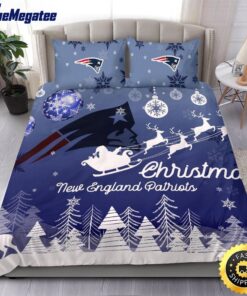 NFL New England Patriots Bedding Sets Santa Claus Sleigh And Reindeer Christmas Quilt Bedding Sets 2025